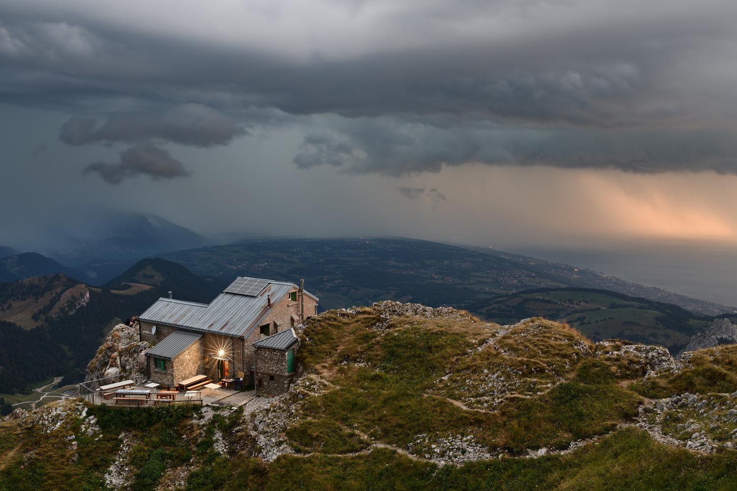 Refuge de la Dent d'Oche