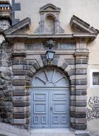 Collège de jésuites dit Grand collège, puis école centrale, école secondaire communale, collège communal, collège royal, lycée impérial, lycée de garçons Charles-et-Adrien-Dupuy, actuellement collège Lafayette