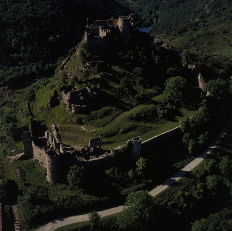 Château fort de Couzan