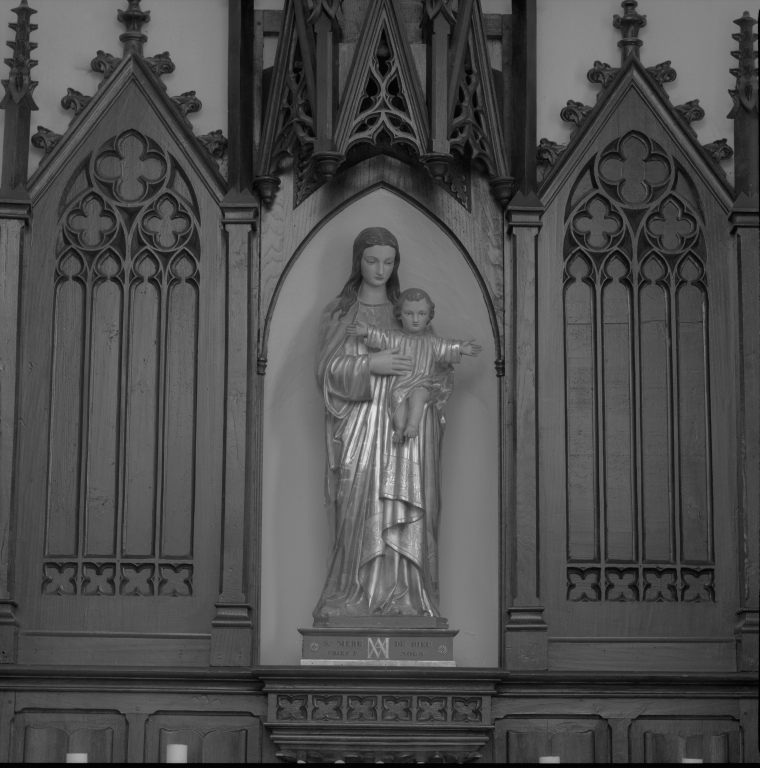 Statue de la Vierge à l'Enfant