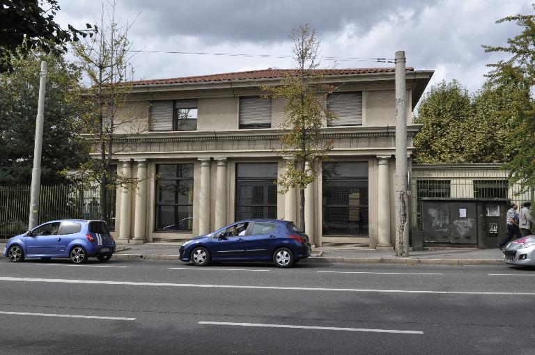 Lycée de garçons, actuellement lycée d'enseignement secondaire et supérieur Claude-Fauriel