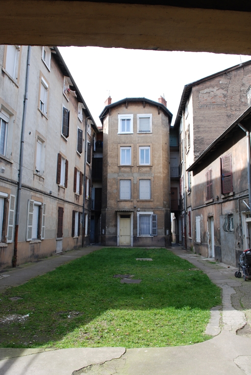 Habitat et jardin ouvriers de la route de vienne 8e arrondissement