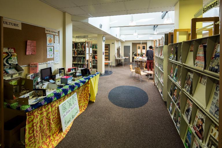Lycée agricole et collège agricole féminin, actuellement lycée agricole Olivier-de-Serres