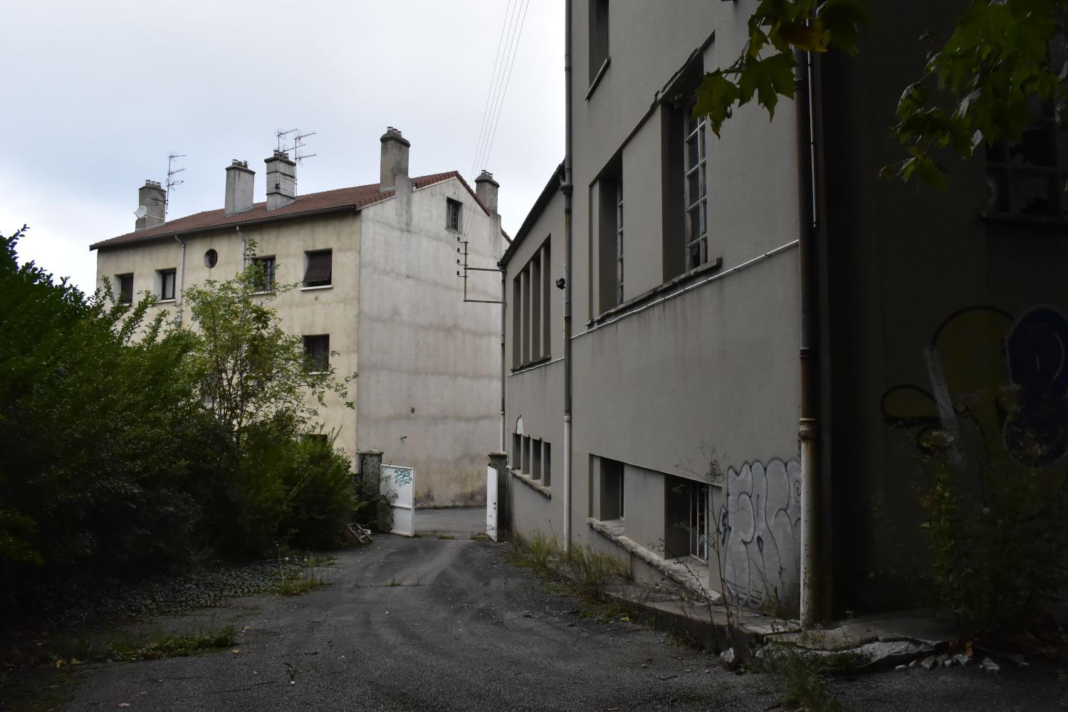 Collège d'enseignement technique, puis lycée professionnel Adrien-Testud, Le Chambon-Feugerolles, actuellement désaffecté