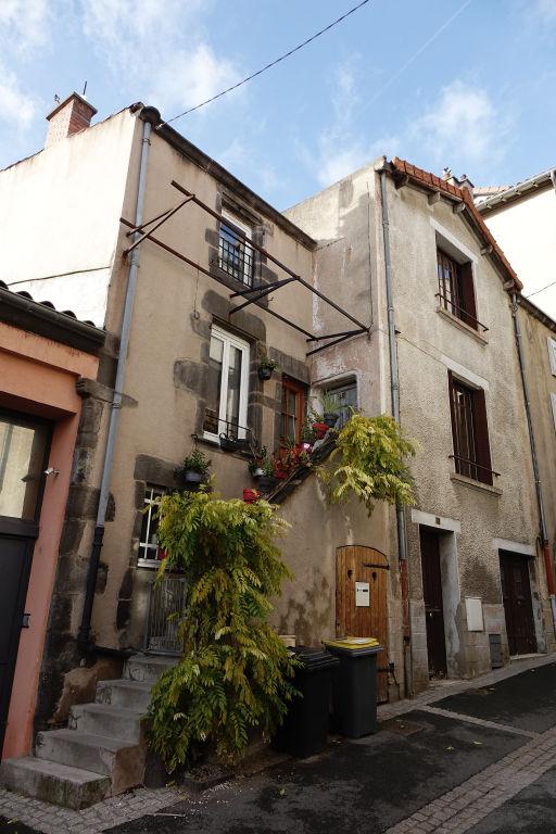 Type "en hauteur" avec escalier (Montferrand, 6-8 rue Jean de Boissière)