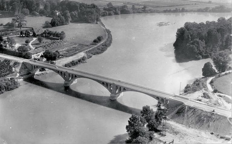 Pont routier de Lagnieu