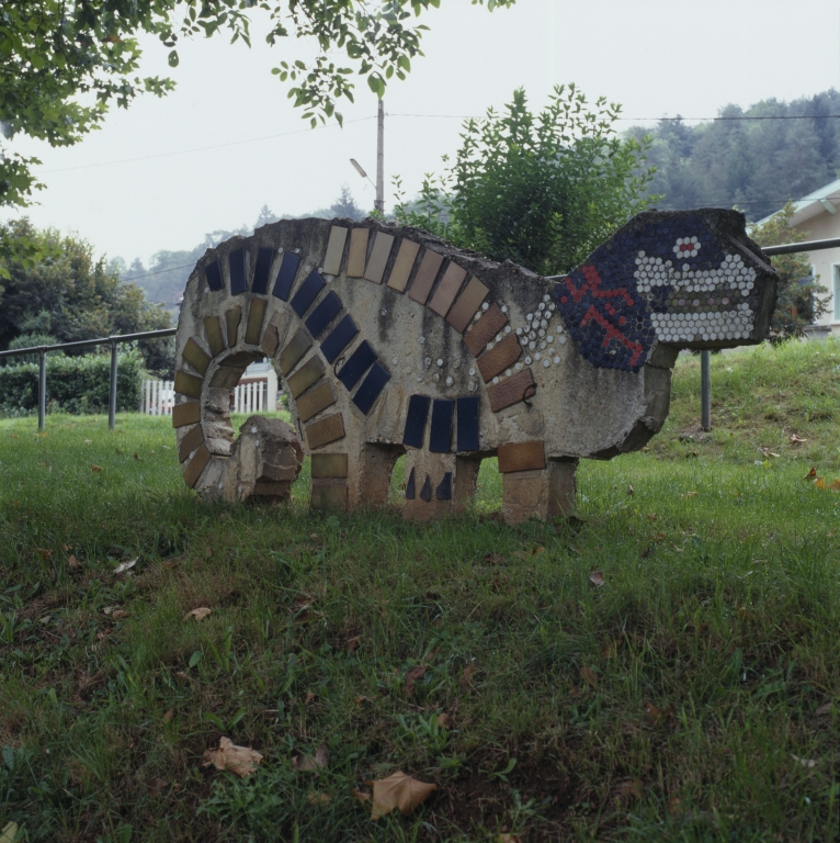 Ensemble des sculptures contemporaines de Sail-sous-Couzan