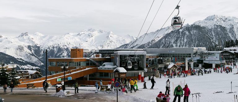 Station de sports d'hiver dite Courchevel 1850