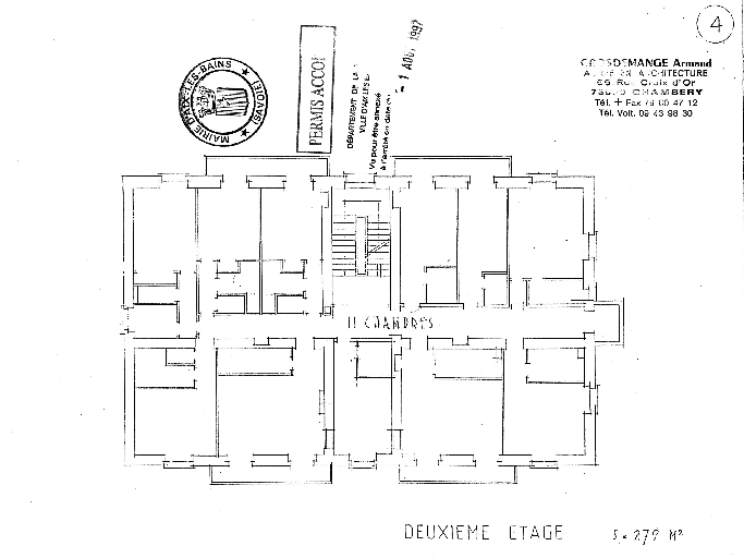 Hôtel de voyageurs, Hôtel de la Cloche, actuellement immeuble