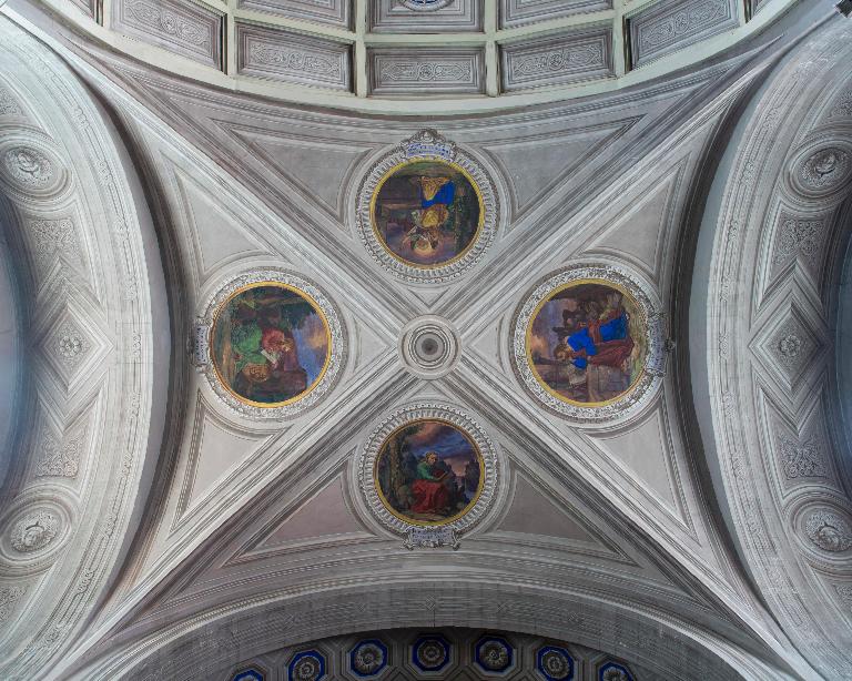 Plafond du transept : représentation des quatre Évangélistes