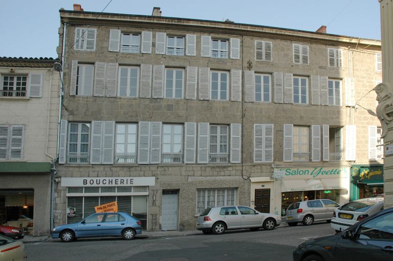 Ensemble canonial Notre-Dame actuellement quartier Notre-Dame