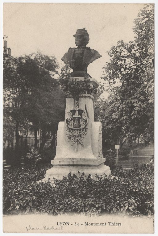 Monument Edouard Thiers