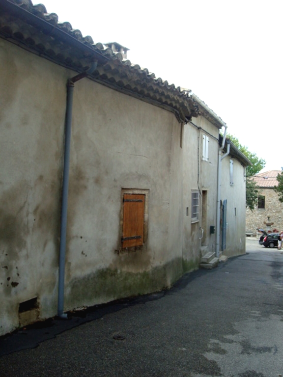 Les maisons et les fermes du canton de Grignan