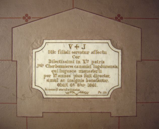 Plaque funéraire du coeur de l'abbé Cherbonnière, aumônier des visitandines de Fourvière
