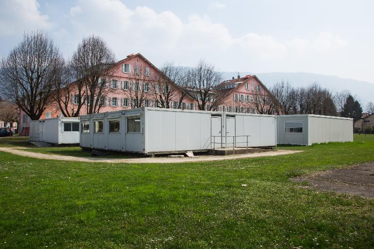 Immeuble à logements, dit phalanstère de la Viscamine puis colonie de vacances, actuellement lycée d’enseignement général Pierre-du-Terrail