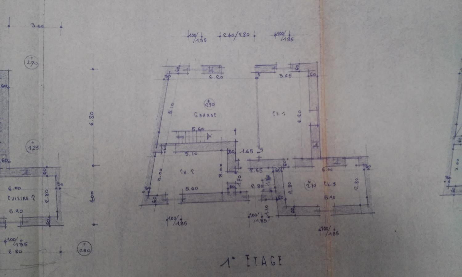 Ensemble de maisons de la reconstruction à Bessans