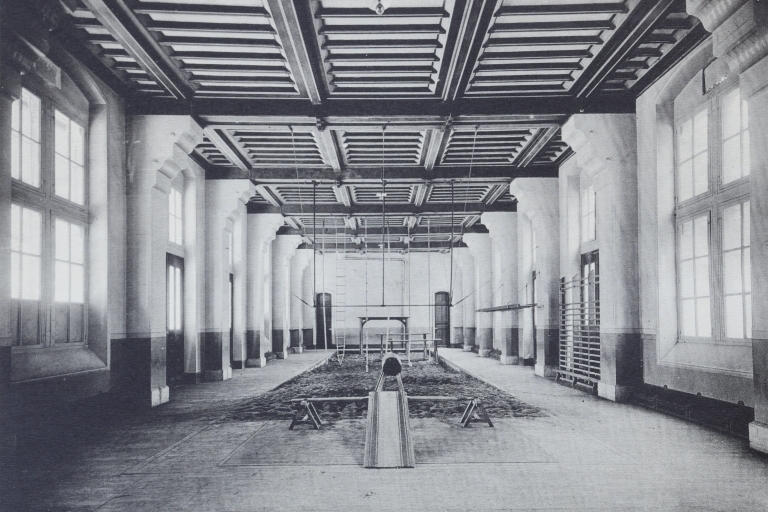 Lycée de garçons, actuellement lycée Champollion