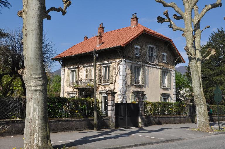 Maison, dite villa La Roseraie