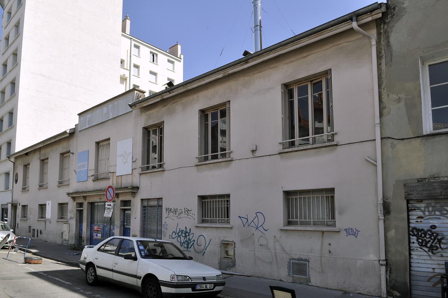 Usine de construction mécanique dite fabrique de mitigeurs de la société Eram actuellement société Mermet