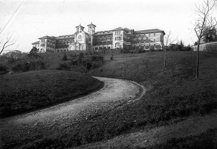 Hospice, puis hôpital pédiatrique Debrousse