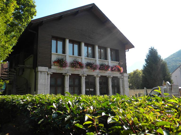 Atelier S.T. Dupont puis école de musique