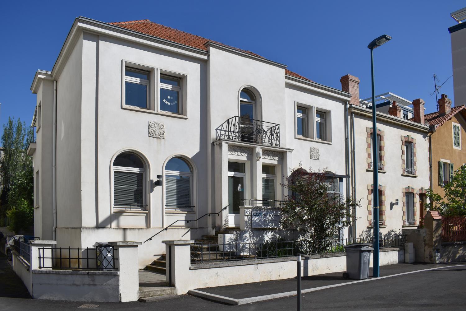 maison, actuellement immeuble de bureaux (direction des relations internationales et service communication de l'université Clermont-Auvergne)