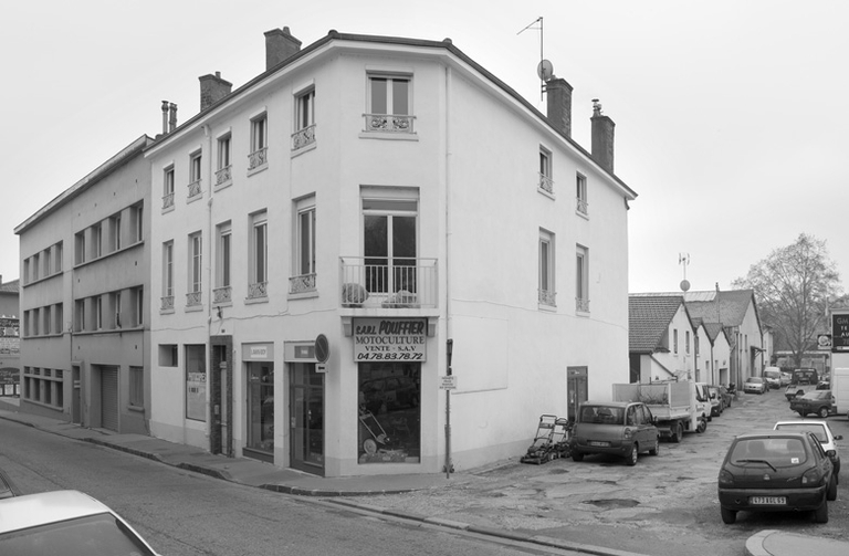Usine de meubles dite buffet glacière Baland puis Ets Gagniet appareils frigorifiques actuellement Ets Pouffier motoculture
