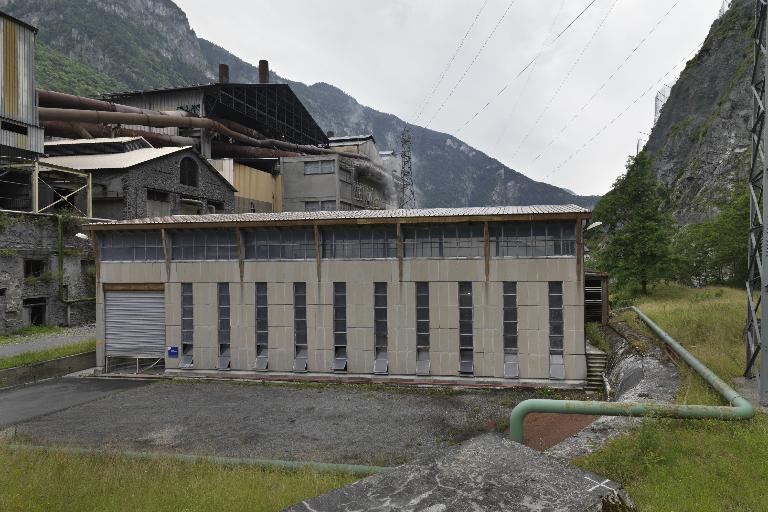 centrale et barrage de Pierre-Eybesse, basse vallée de la Romanche et usine des Clavaux, Compagnie Universelle d'Acétylène et d'Electrométallurgie (CUAEM) puis Pechiney actuellement Ferro Pem