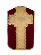 chasuble, étole, manipule : ornement rouge