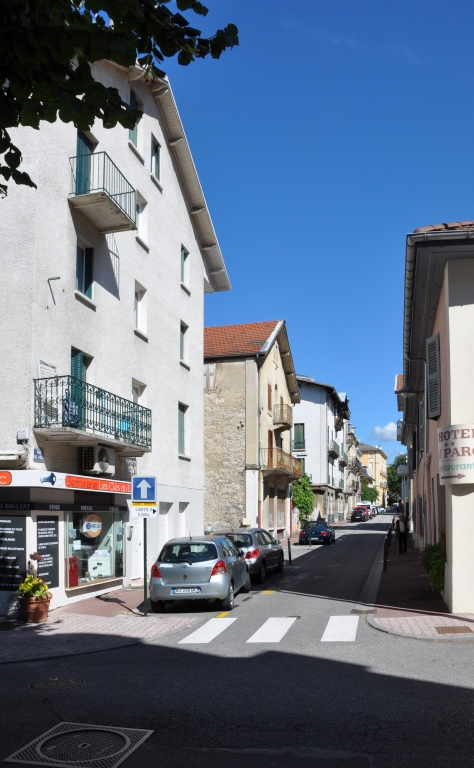 Rue du Nivolet, puis rue de Liège