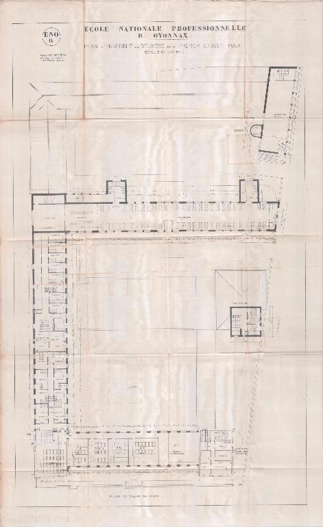 École primaire supérieure, puis École pratique de commerce et d'industrie, puis École nationale professionnelle, dite des matières plastiques, actuellement Lycée d'enseignement général et technologique Paul-Painlevé