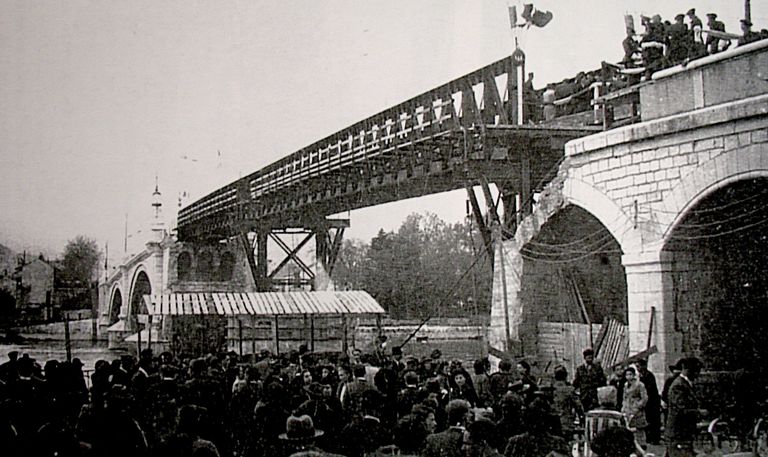 Pont routier de Valence (détruit)