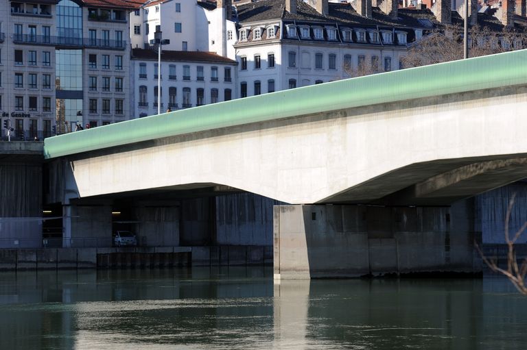 Pont routier et ferroviaire (métropolitain) Morand