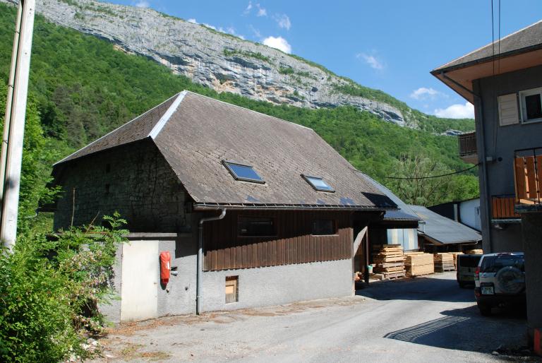 scierie puis scierie, moulin, battoir à chanvre, actuellement scierie et micro-centrale hydroélectrique