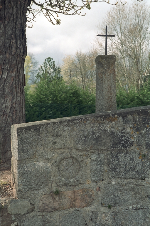 Les croix monumentales du canton de Boën et de la commune de Sail-sous-Couzan