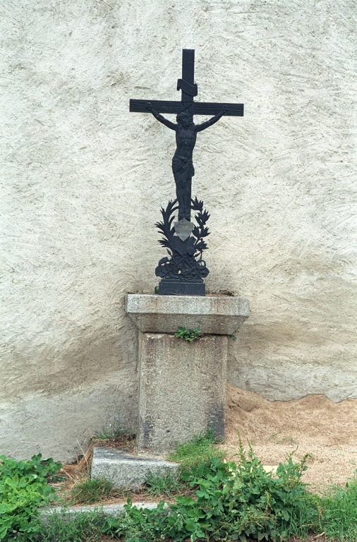 Les croix monumentales du canton de Boën et de la commune de Sail-sous-Couzan