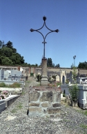 Croix de cimetière