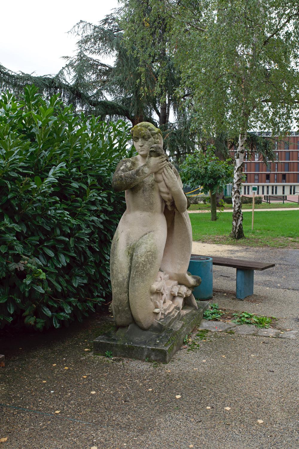 Sculpture (ronde bosse) : Sirène