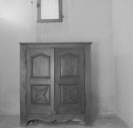 Armoire de confrérie (armoire aux vases sacrés)