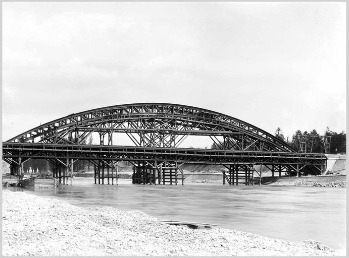 Pont routier de la Boucle, puis pont routier Winston-Churchill (détruit)