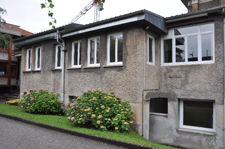 Edifice artisanal, Maison Grosse et Gerlat, puis usine de fabrication de matériaux de construction, entreprise de travaux publics, Entreprise Léon Grosse et Cie, actuellement Entreprise générale Léon Grosse