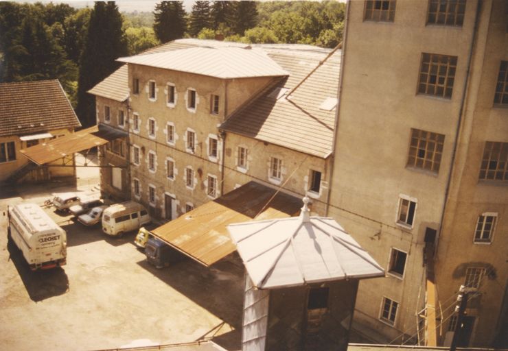 Moulin des Illettes dit Moulin du pont de Brogny actuellement Minoterie Cléchet