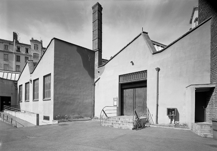 Usine de confection dite corset René (Veuve) puis Papin, Picard et Cie fabrique de corsets puis corsetterie Revel & Grillot actuellement musée des Moulages (MuMo) de l'université Lumière Lyon 2