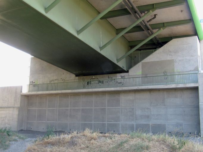 Pont routier des Lônes