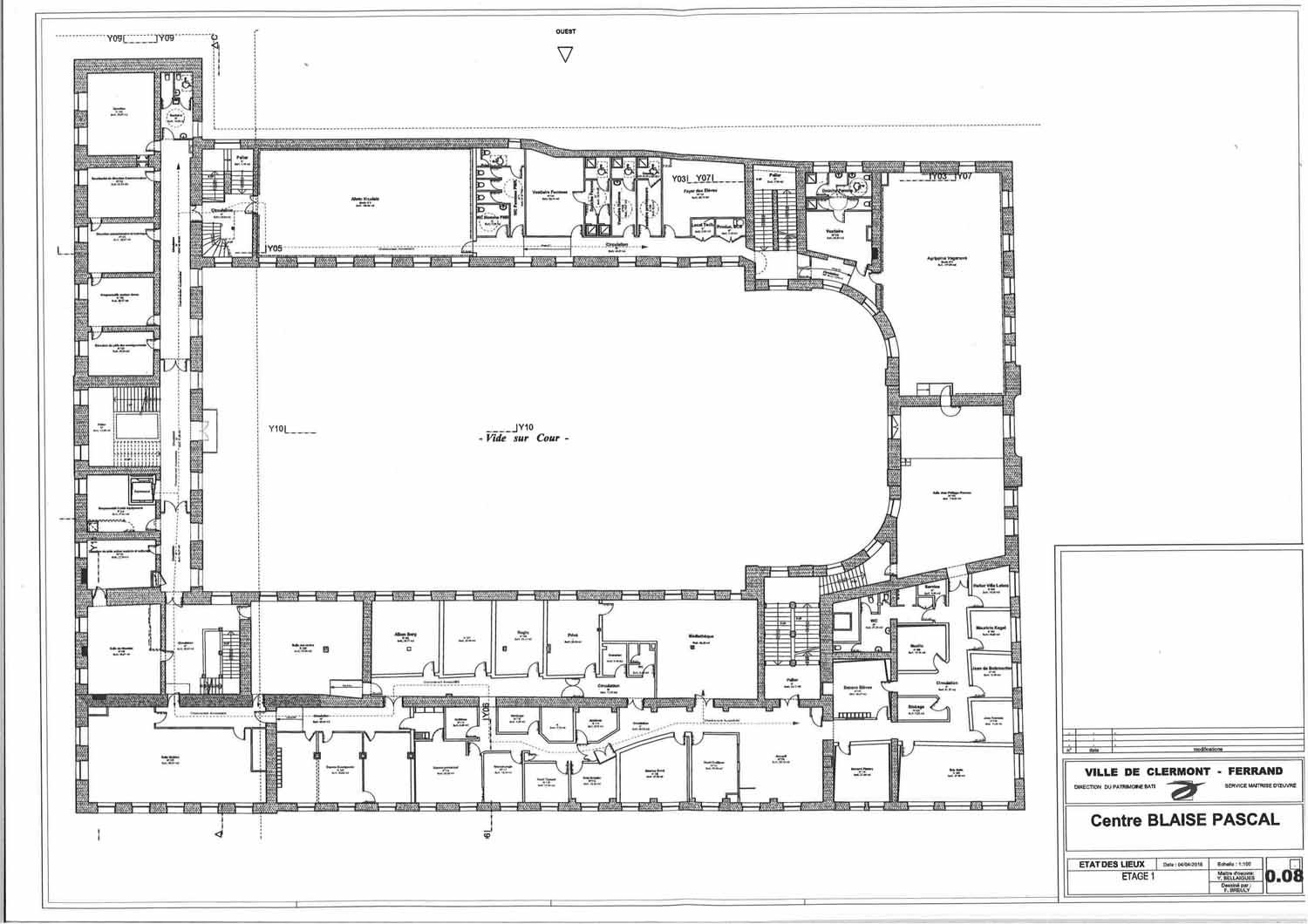 Collège des jésuites de Clermont dit collège royal ou Grand collège ; institut national ; école centrale ; lycée ; collège royal ; lycée impérial ; lycée de garçons dit lycée Blaise-Pascal ; centre culturel Blaise-Pascal et conservatoire Emmanuel-Chabrier