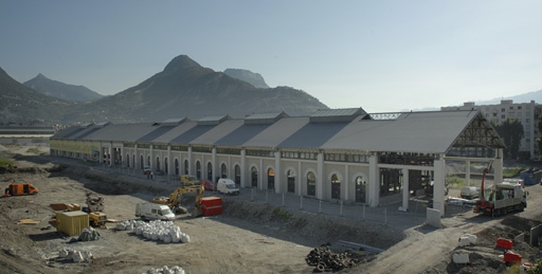 Usine de chaudronnerie Bouchayer-Viallet actuellement Centre National d'Art Contemporain (CNAC), dit le Magasin