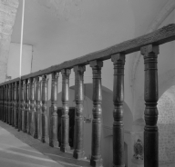 Garde-corps de tribune : balustrade