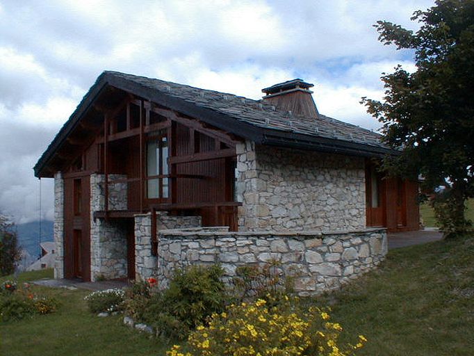 Maison dite chalet Godino