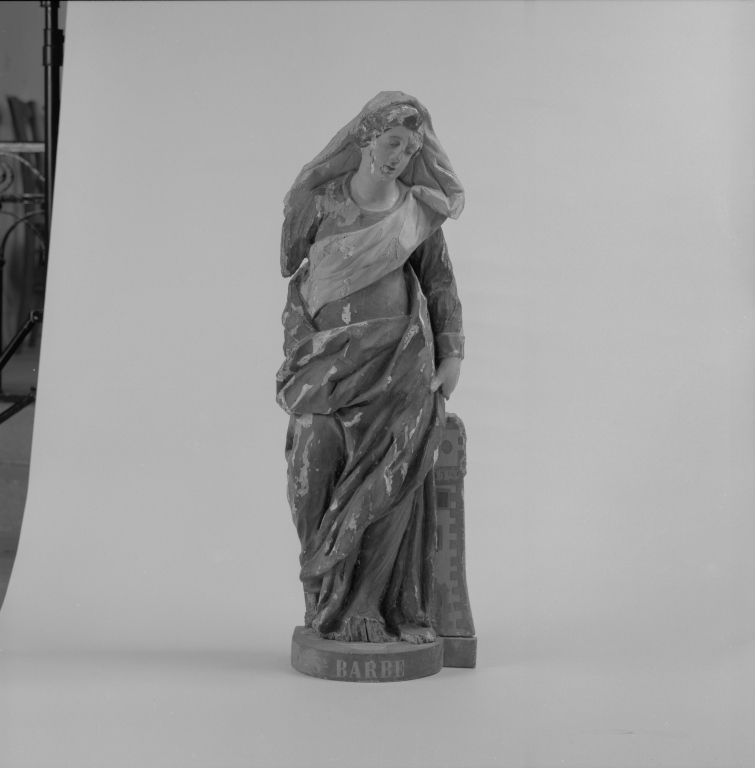 Statue : sainte Barbe