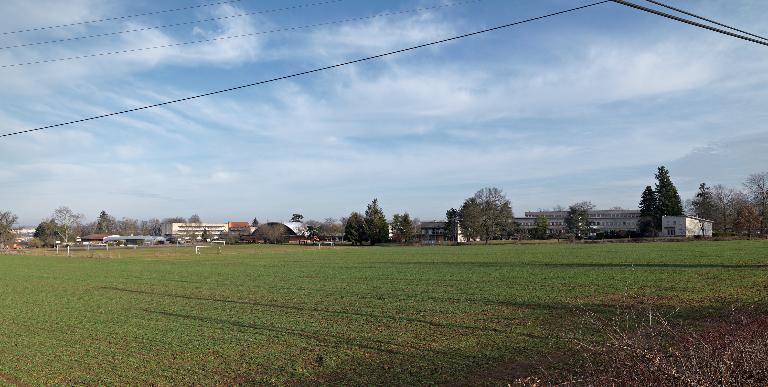 Château de Chervé, puis école ménagère d'agriculture et école d'agriculture d'hiver, puis collège agricole féminin et collège agricole, actuellement lycée agricole de Roanne-Chervé, site de Chervé (DOSSIER EN COURS D'ETUDE)